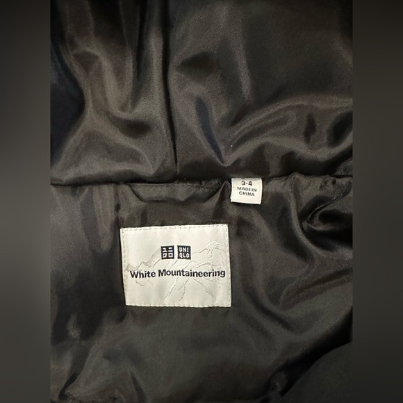 Uniqlo little Kids size (3T) 3/4 white mountaineer winter coat great cond black - Picture 5 of 6